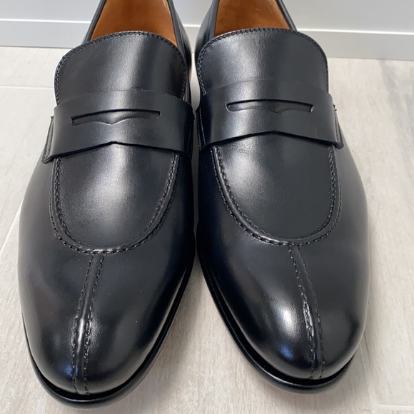 Bruno Magli Black Loafers - Picture 3 of 10